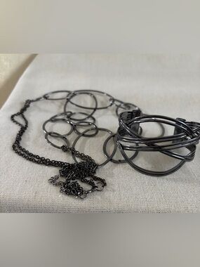 Women's Multi-Loop Gunmetal Necklace and Bangle Set